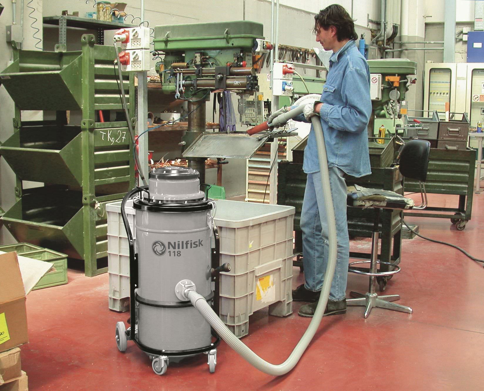 Dry vacuum cleaner / single-phase